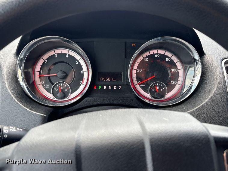 image for item NK9096 2015 Dodge Grand Caravan van