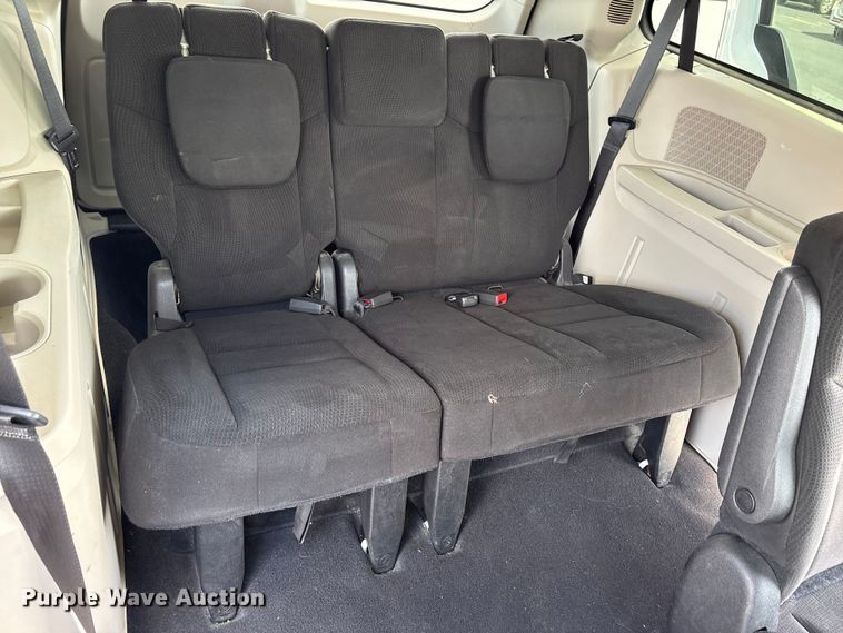 image for item NK9096 2015 Dodge Grand Caravan van