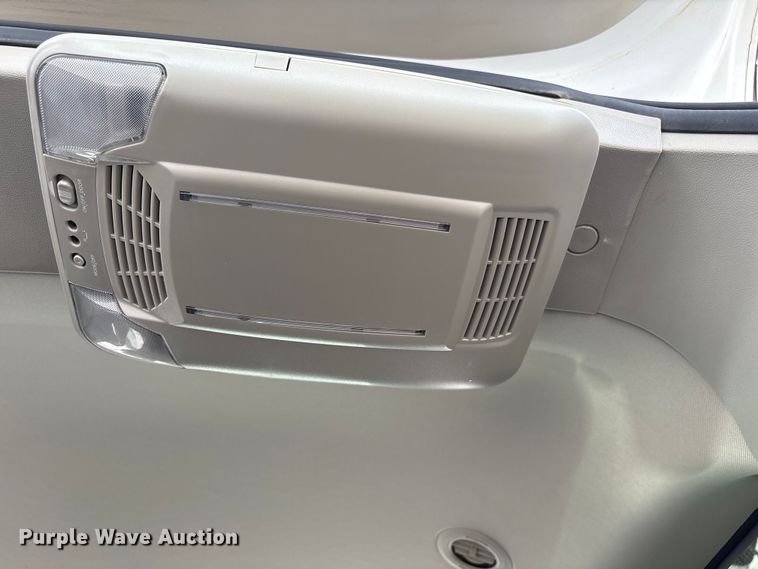 image for item NK9096 2015 Dodge Grand Caravan van