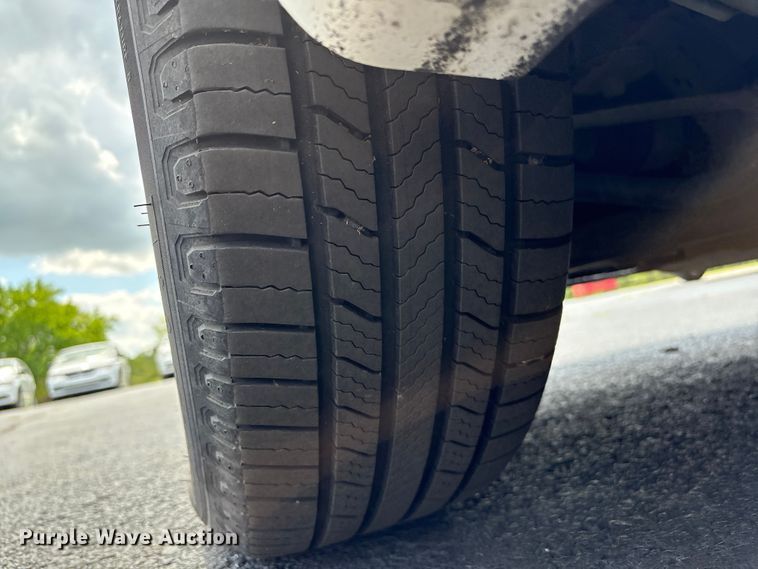 image for item NK9096 2015 Dodge Grand Caravan van