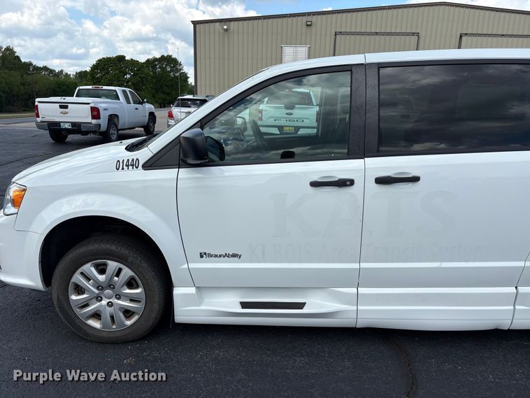 image for item NK9097 2019 Dodge Grand Caravan handicap accessible van