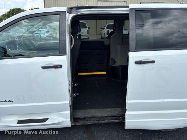 image for item NK9097 2019 Dodge Grand Caravan handicap accessible van