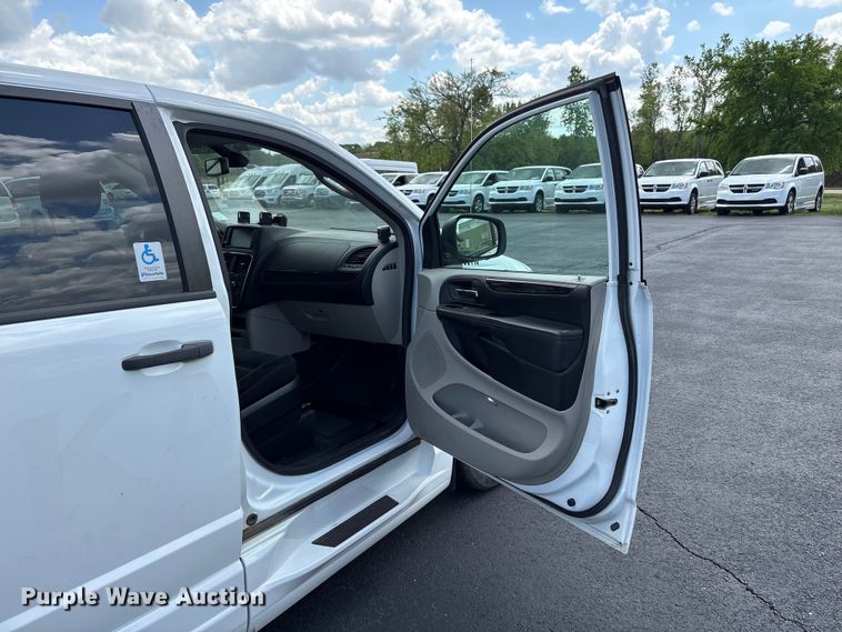image for item NK9097 2019 Dodge Grand Caravan handicap accessible van