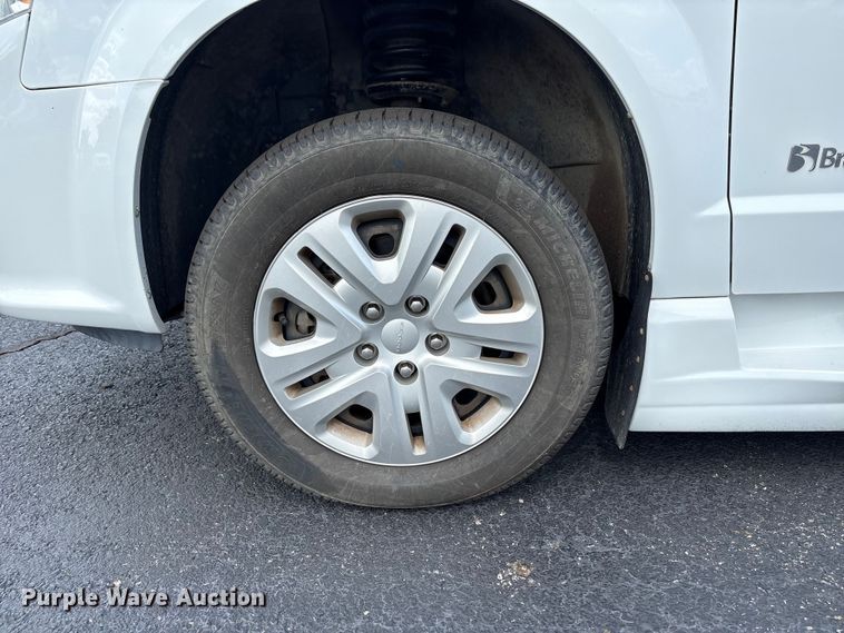 image for item NK9097 2019 Dodge Grand Caravan handicap accessible van