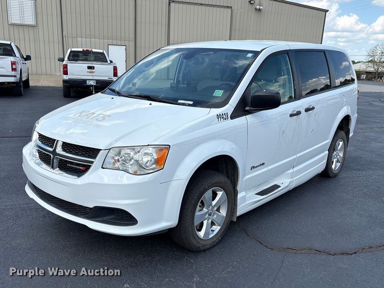 image for item NK9098 2019 Dodge Grand Caravan handicap accessible van