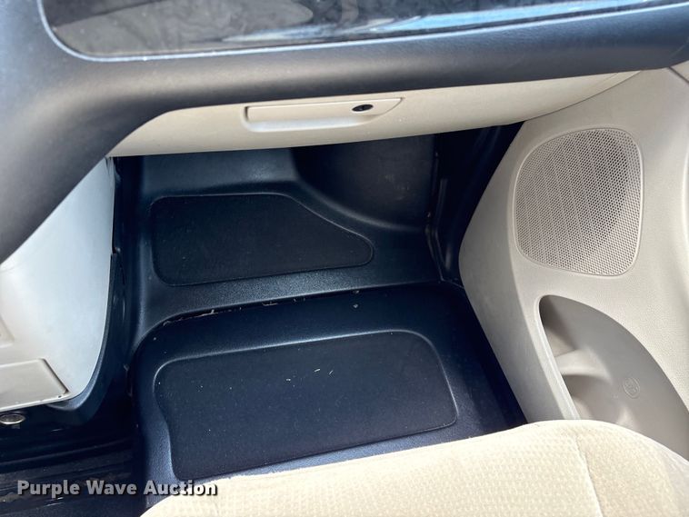 image for item NK9098 2019 Dodge Grand Caravan handicap accessible van