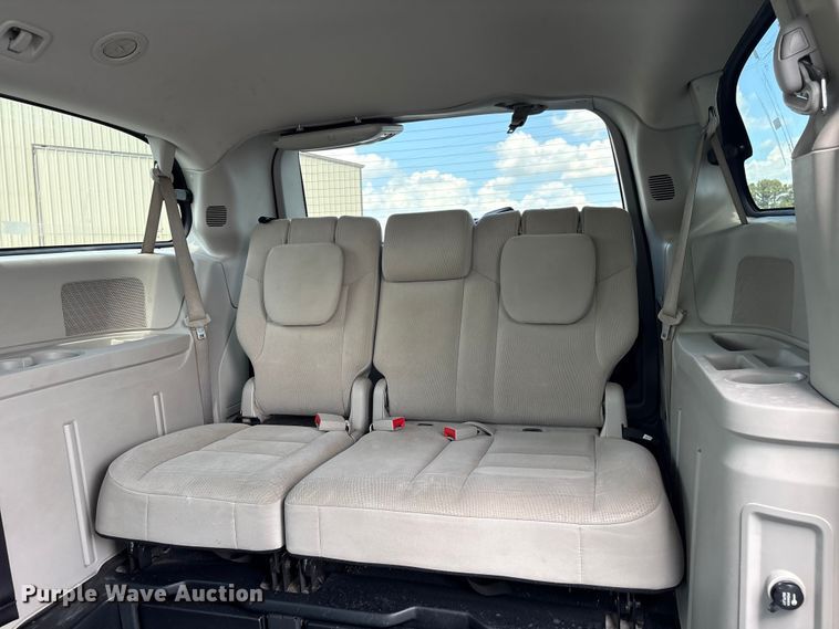 image for item NK9098 2019 Dodge Grand Caravan handicap accessible van