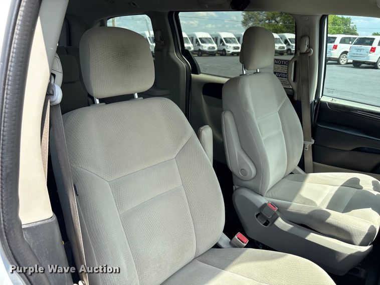 image for item NK9098 2019 Dodge Grand Caravan handicap accessible van