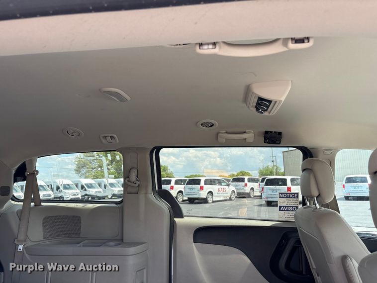 image for item NK9098 2019 Dodge Grand Caravan handicap accessible van