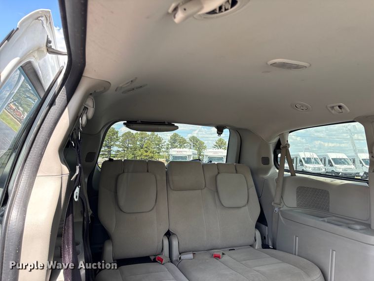 image for item NK9098 2019 Dodge Grand Caravan handicap accessible van