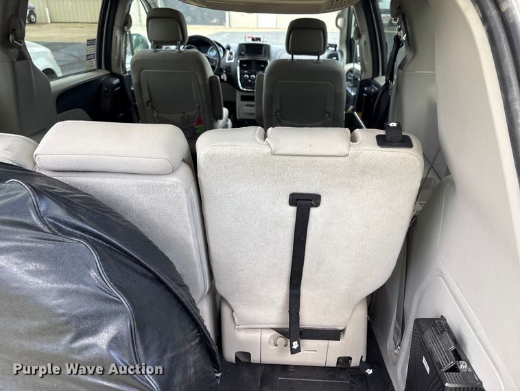 image for item NK9098 2019 Dodge Grand Caravan handicap accessible van