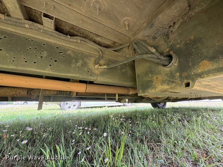 image for item NK9099 2016 Ford E450 shuttle bus