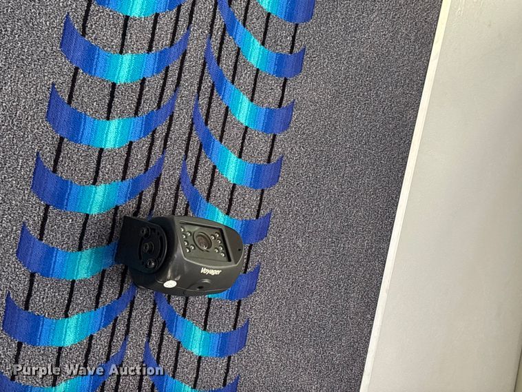 image for item NK9099 2016 Ford E450 shuttle bus