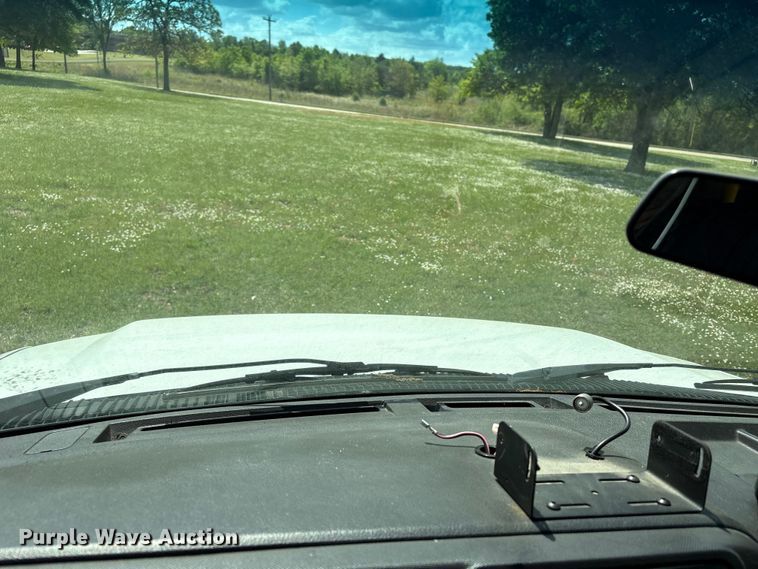 image for item NK9099 2016 Ford E450 shuttle bus