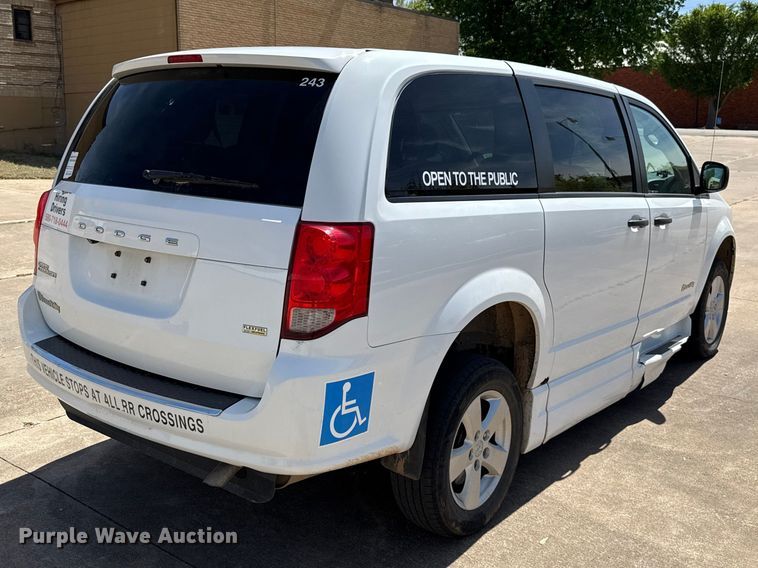 image for item NK9160 2019 Dodge Grand Caravan handicap accessible van