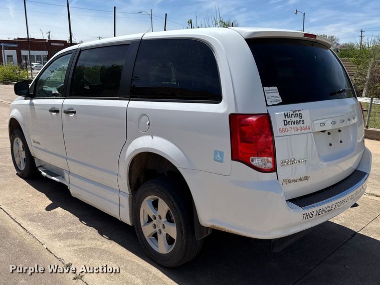 image for item NK9160 2019 Dodge Grand Caravan handicap accessible van