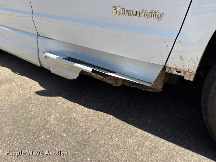 image for item NK9160 2019 Dodge Grand Caravan handicap accessible van