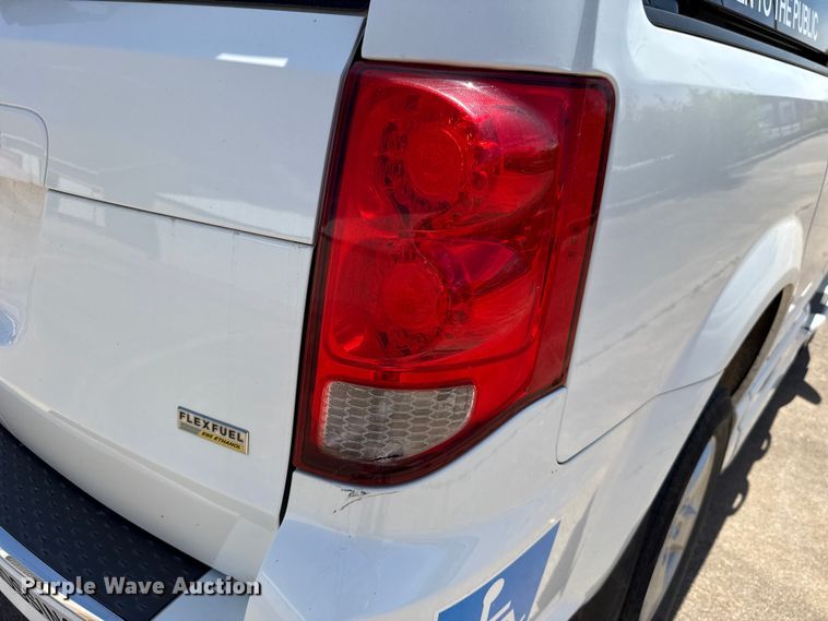 image for item NK9160 2019 Dodge Grand Caravan handicap accessible van