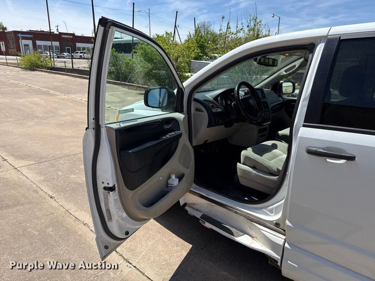 image for item NK9160 2019 Dodge Grand Caravan handicap accessible van