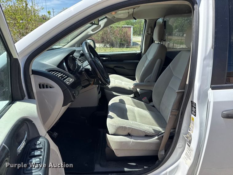 image for item NK9160 2019 Dodge Grand Caravan handicap accessible van