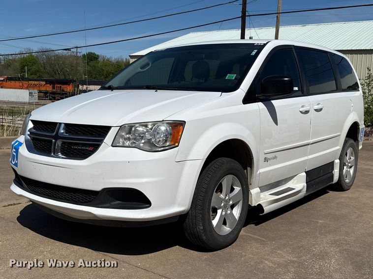 image for item NK9161 2017 Dodge Grand Caravan handicap accessible van