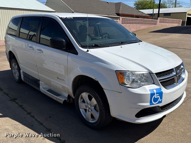 image for item NK9161 2017 Dodge Grand Caravan handicap accessible van