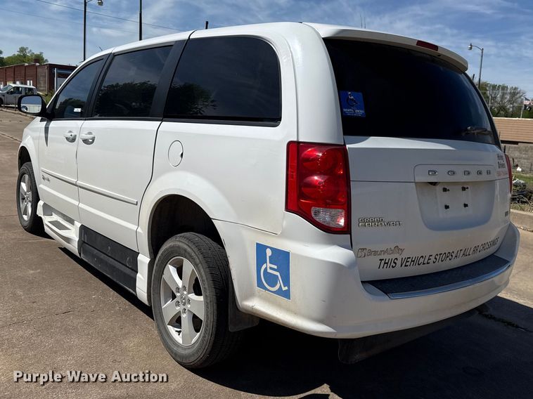image for item NK9161 2017 Dodge Grand Caravan handicap accessible van