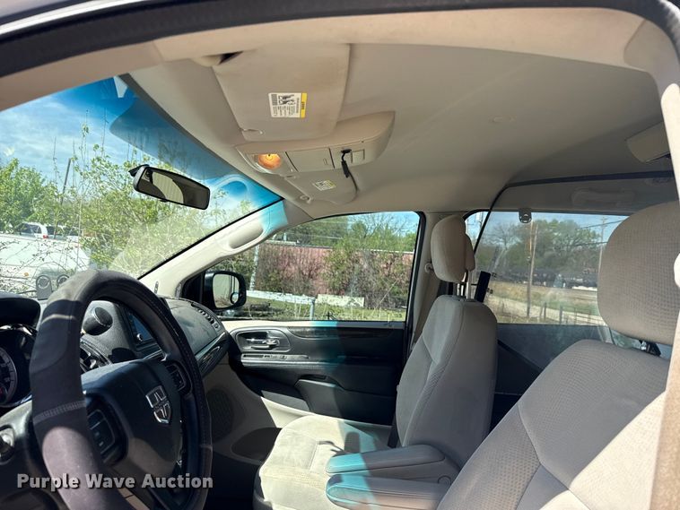 image for item NK9161 2017 Dodge Grand Caravan handicap accessible van