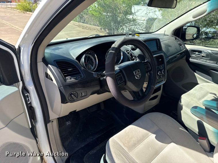 image for item NK9161 2017 Dodge Grand Caravan handicap accessible van