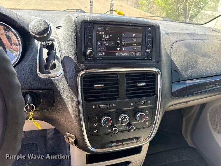 image for item NK9161 2017 Dodge Grand Caravan handicap accessible van