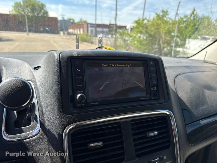 image for item NK9161 2017 Dodge Grand Caravan handicap accessible van