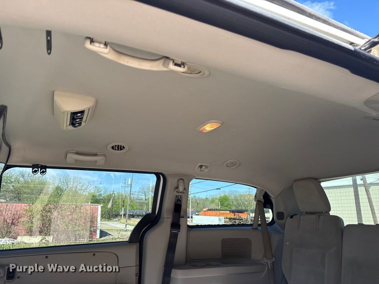 image for item NK9161 2017 Dodge Grand Caravan handicap accessible van