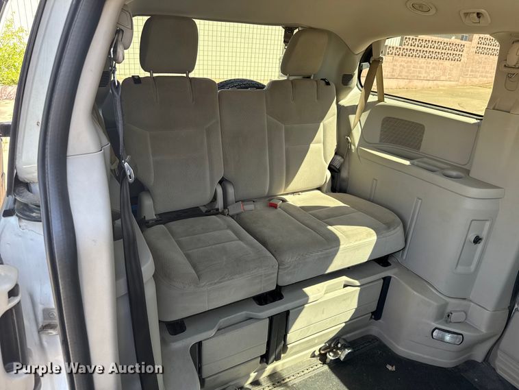 image for item NK9161 2017 Dodge Grand Caravan handicap accessible van