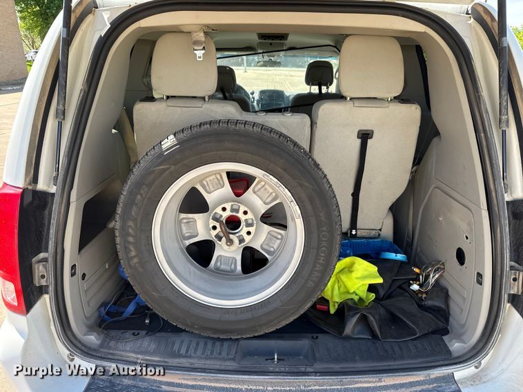 image for item NK9161 2017 Dodge Grand Caravan handicap accessible van