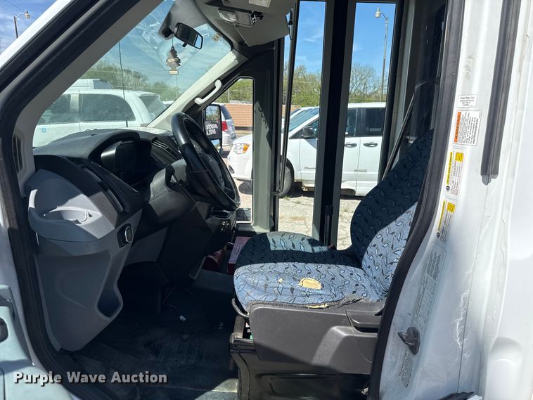 image for item NK9162 2018 Ford Transit 350HD shuttle bus