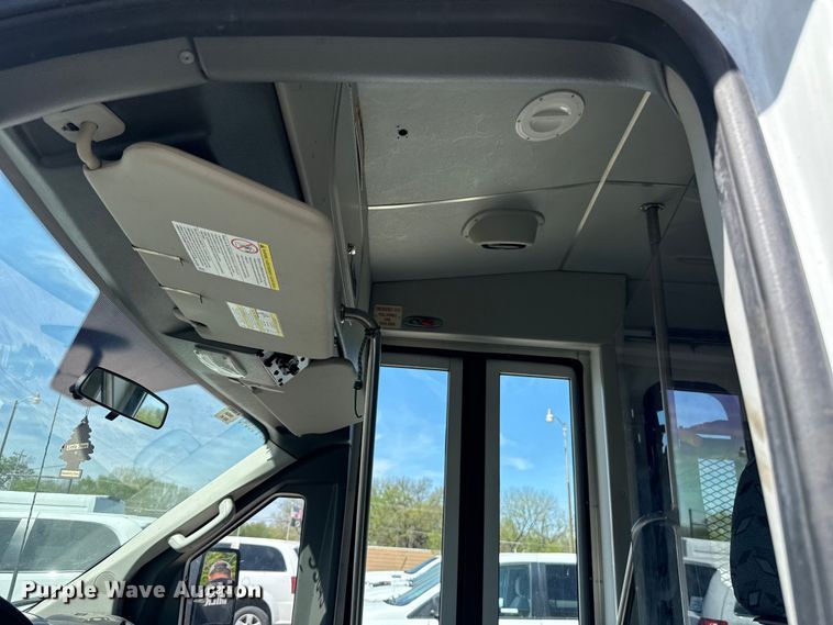 image for item NK9162 2018 Ford Transit 350HD shuttle bus