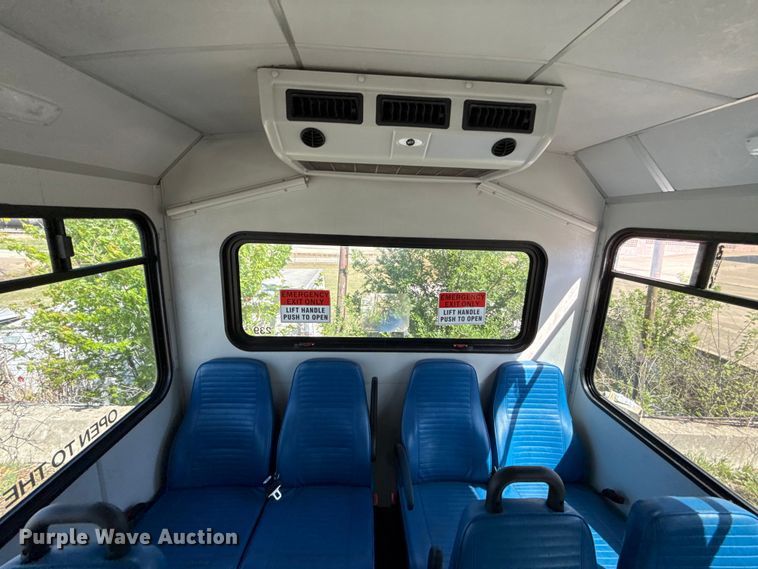 image for item NK9162 2018 Ford Transit 350HD shuttle bus