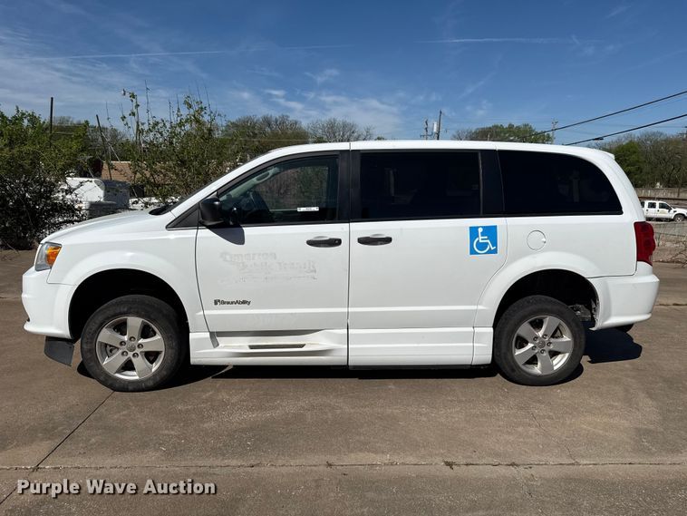 image for item NK9163 2019 Dodge Grand Caravan handicap accessible van