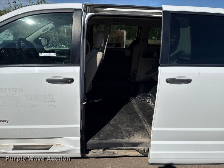 image for item NK9163 2019 Dodge Grand Caravan handicap accessible van