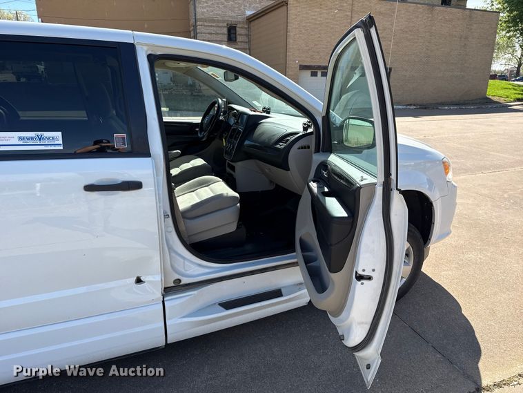image for item NK9163 2019 Dodge Grand Caravan handicap accessible van