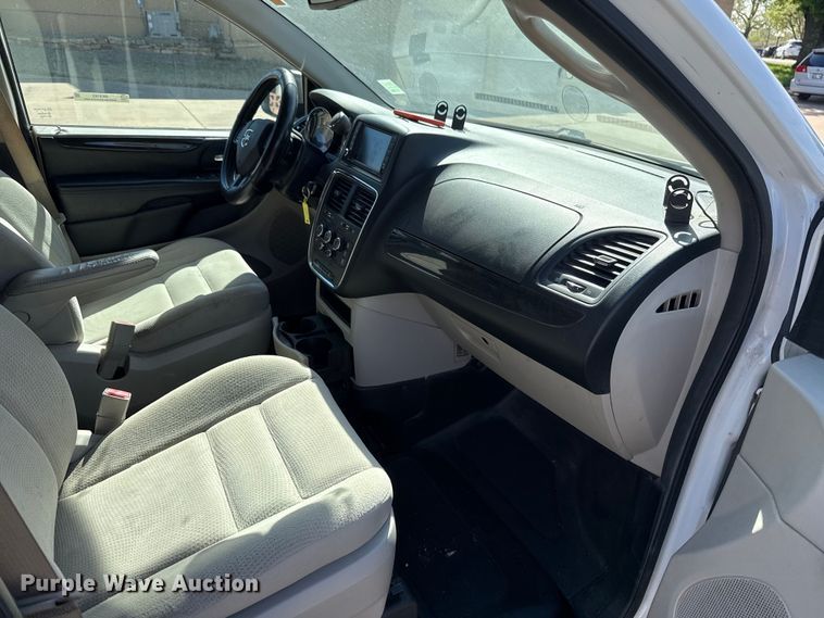 image for item NK9163 2019 Dodge Grand Caravan handicap accessible van