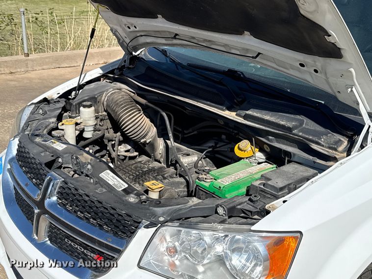 image for item NK9163 2019 Dodge Grand Caravan handicap accessible van