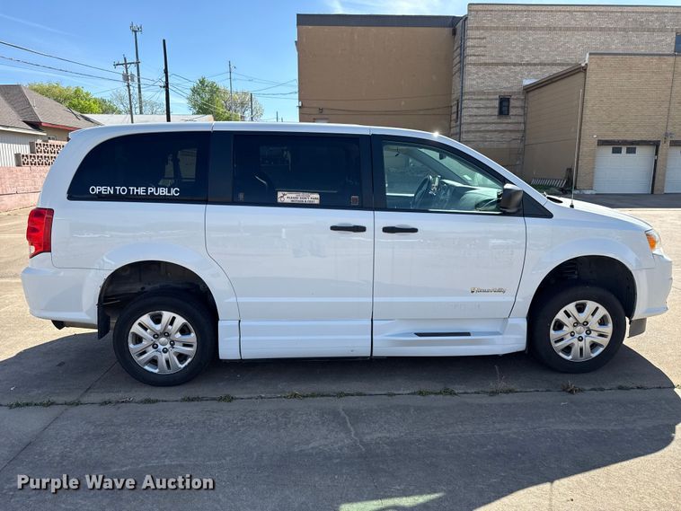 image for item NK9164 2019 Dodge Grand Caravan handicap accessible van