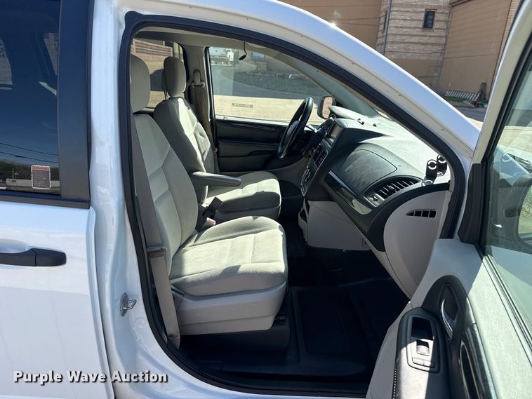 image for item NK9164 2019 Dodge Grand Caravan handicap accessible van