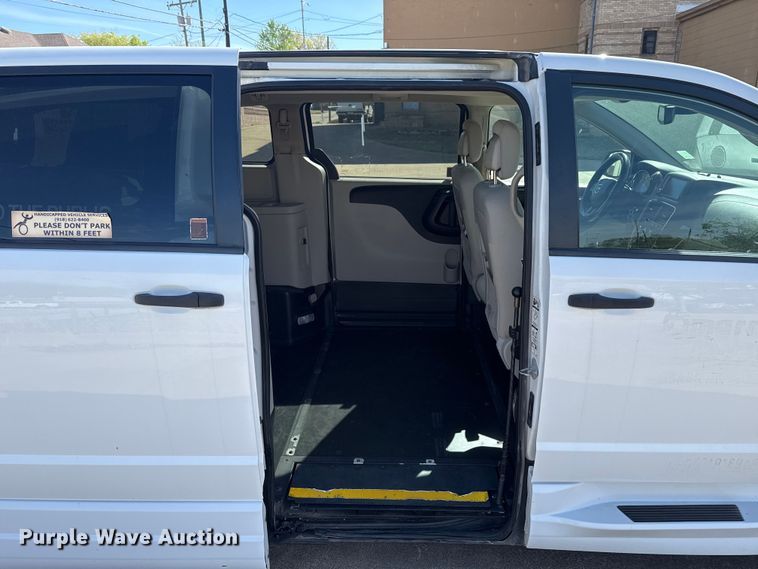 image for item NK9164 2019 Dodge Grand Caravan handicap accessible van