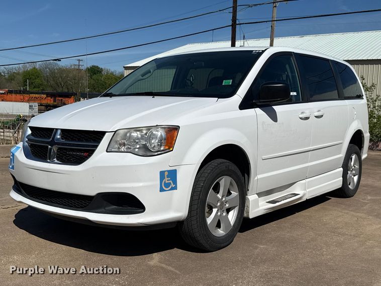 image for item NK9165 2017 Dodge Grand Caravan handicap accessible van