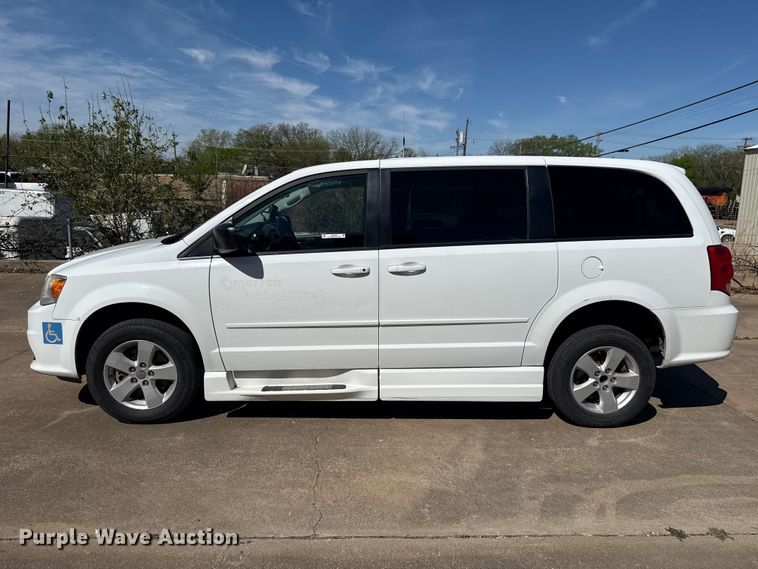 image for item NK9165 2017 Dodge Grand Caravan handicap accessible van
