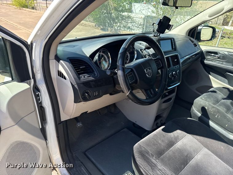 image for item NK9165 2017 Dodge Grand Caravan handicap accessible van