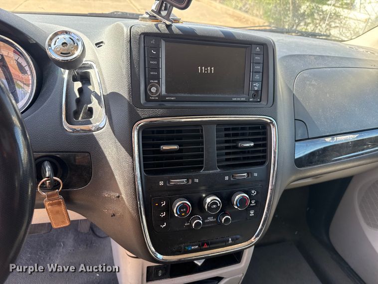 image for item NK9165 2017 Dodge Grand Caravan handicap accessible van