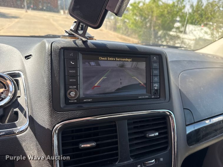 image for item NK9165 2017 Dodge Grand Caravan handicap accessible van